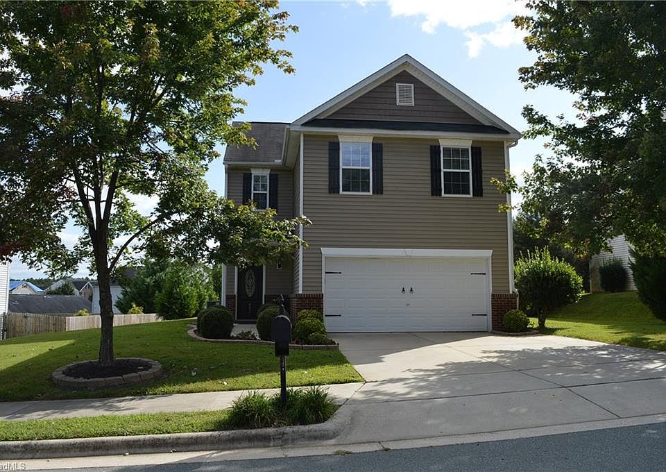 1st image of 902 Redland Dr