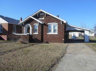 1681 2nd St, Madison, IL 62060