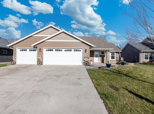 1308 Linwood Rd, Belle Plaine, MN 56011