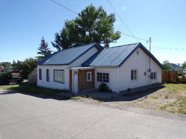 201 3rd Ave NE, White Sulphur Springs, MT 59645