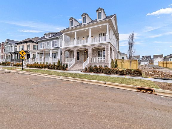 4th image of 1103 Southbrooke Blvd