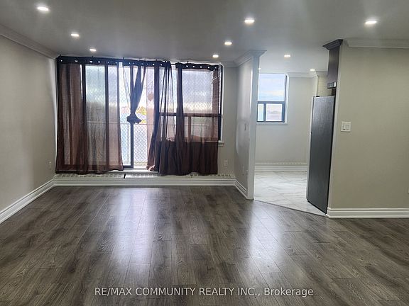 5th image of 100 Wingarden Ct #616