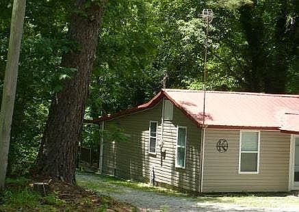 2nd image of 133 Maxine Nelson Rd