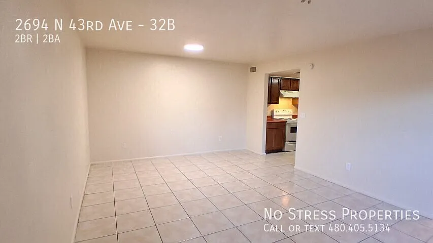 2 Bed Condo At 43rd Ave and Thomas! — Photo 2
