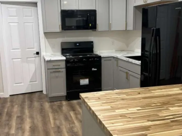 402 Morris St, Fond Du Lac, WI 54935