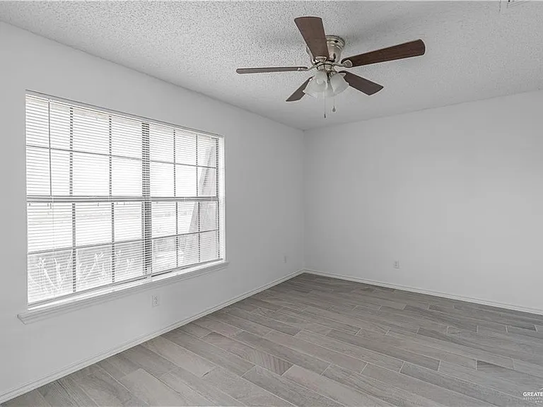 2201 S Jackson Rd #31M — Photo 9