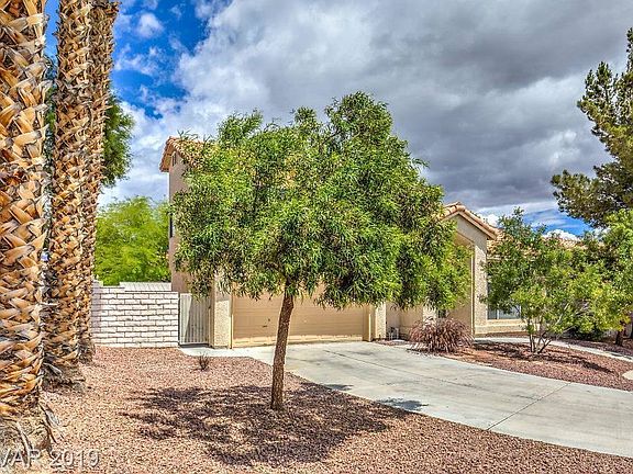 2nd image of 1428 Grey Knoll Cir