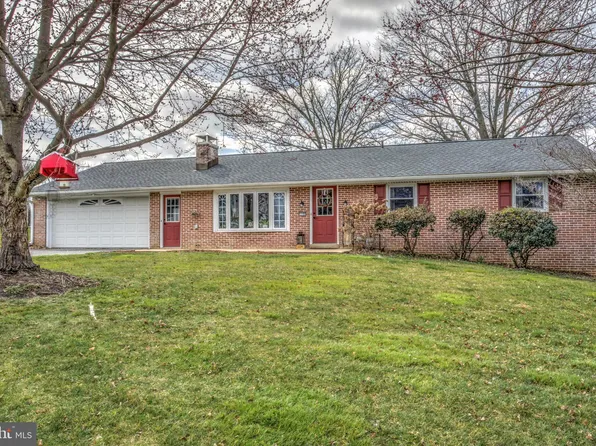 1706 Hans Herr Dr, Willow Street, PA 17584