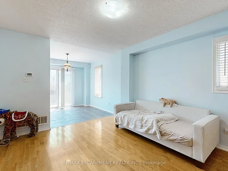 5134 Des Jardines Dr — Photo 7