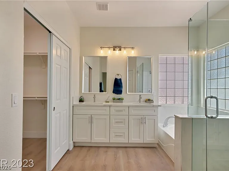 3816 Cape Royal St — Photo 23