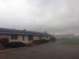 202 Admiral Dr, Harvard, IL 60033