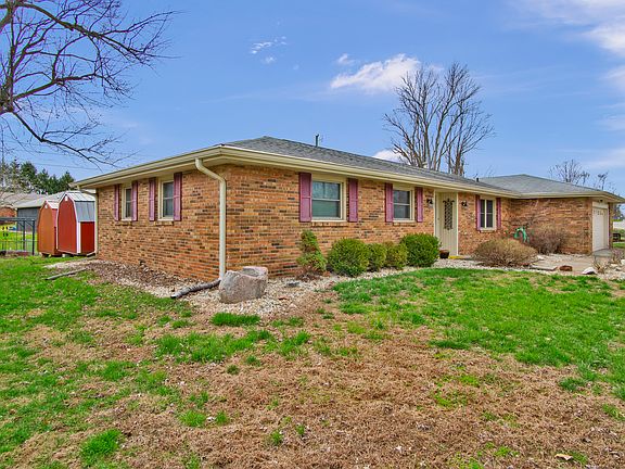 2nd image of 4525 Chapel Dr
