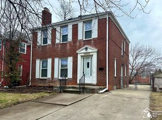 15260 Regina Ave, Allen Park, MI