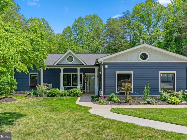 6413 Davis Ford Rd, Manassas, VA 20111