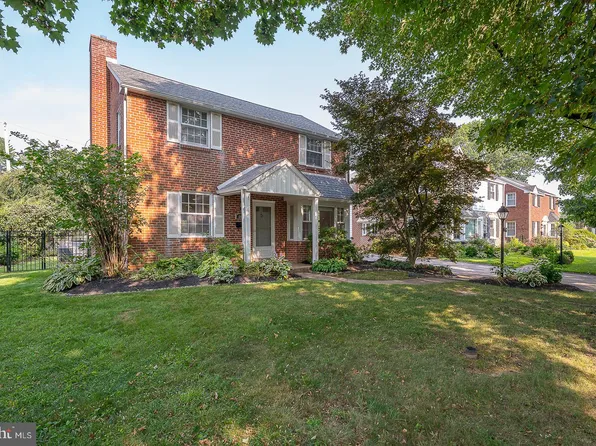 605 Latham Dr, Wynnewood, PA 19096