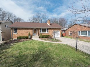 4420 Washington St, Downers Grove, IL 60515