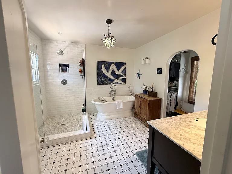 711 Moreno Rd — Photo 13