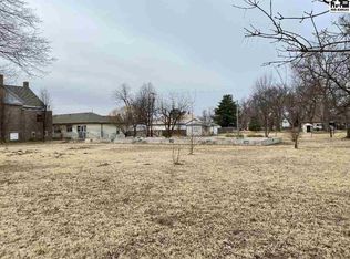 409 S Main St, Sylvia, KS 67581