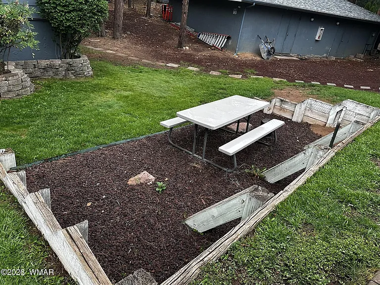 2700 S White Mountain Rd — Photo 24