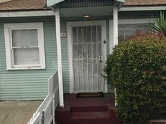 2nd image of 3108 Upas St