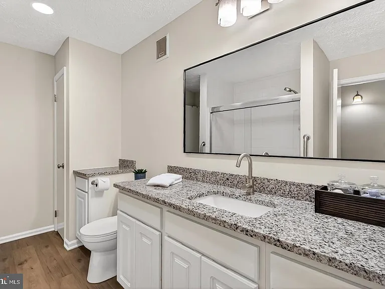 2251 Hunters Run Dr #2251 — Photo 30