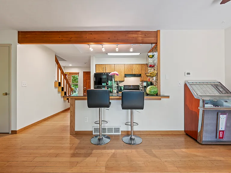 3048 Fulton Cir — Photo 5