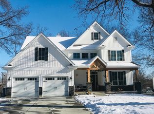 528 Bacon Ave, Saint Louis, MO 63119