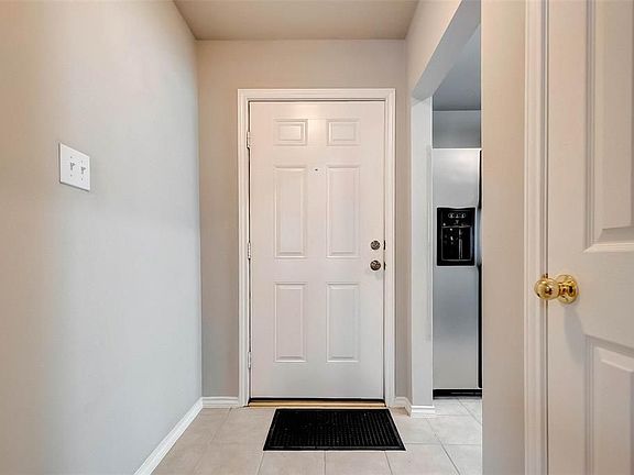 5th image of 1718 Redwing Cove Dr