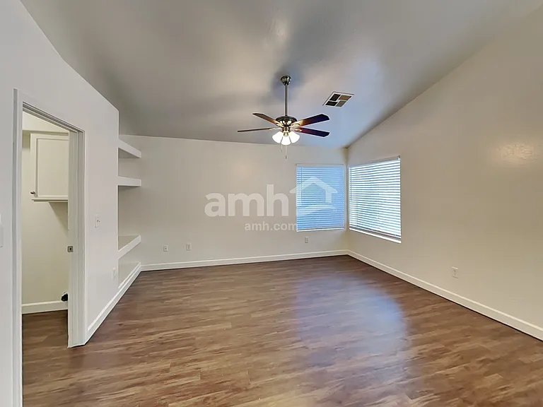 2315 S Ananea — Photo 6