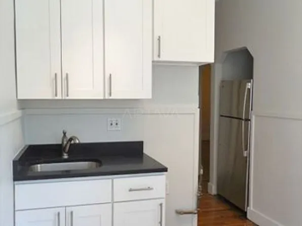 114 Willow St, Cambridge, MA