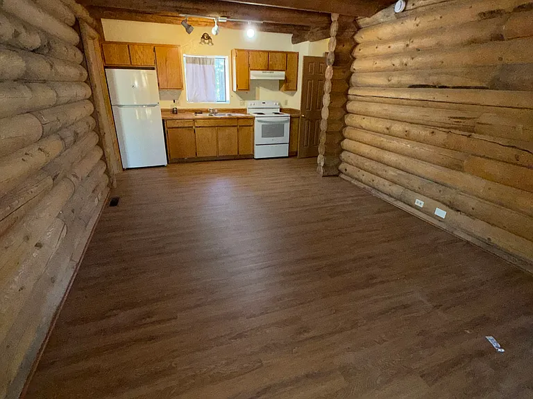 310 E White Mountain Blvd #2 — Photo 6