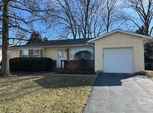 121 Cherokee Dr, Westerville, OH 43081