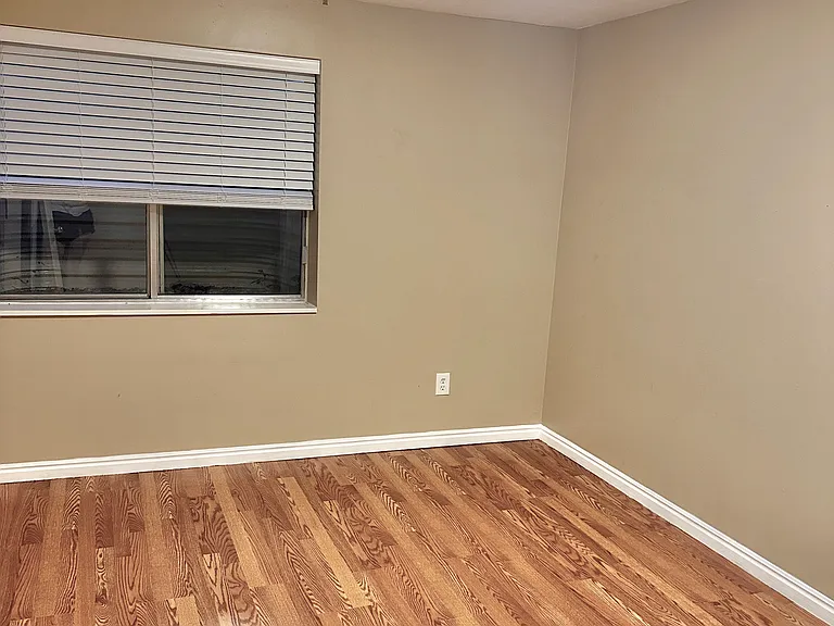 841 E Apple Park Way #BASEMENT — Photo 8