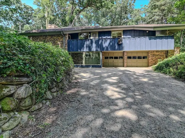 4602 Deerpath Road, Middleton, WI 53562