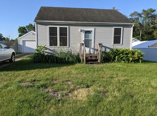 1580 Ruth St, Waterloo, IA 50707