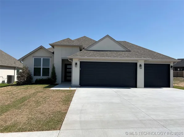 12919 S 21st St E, Bixby, OK 74008