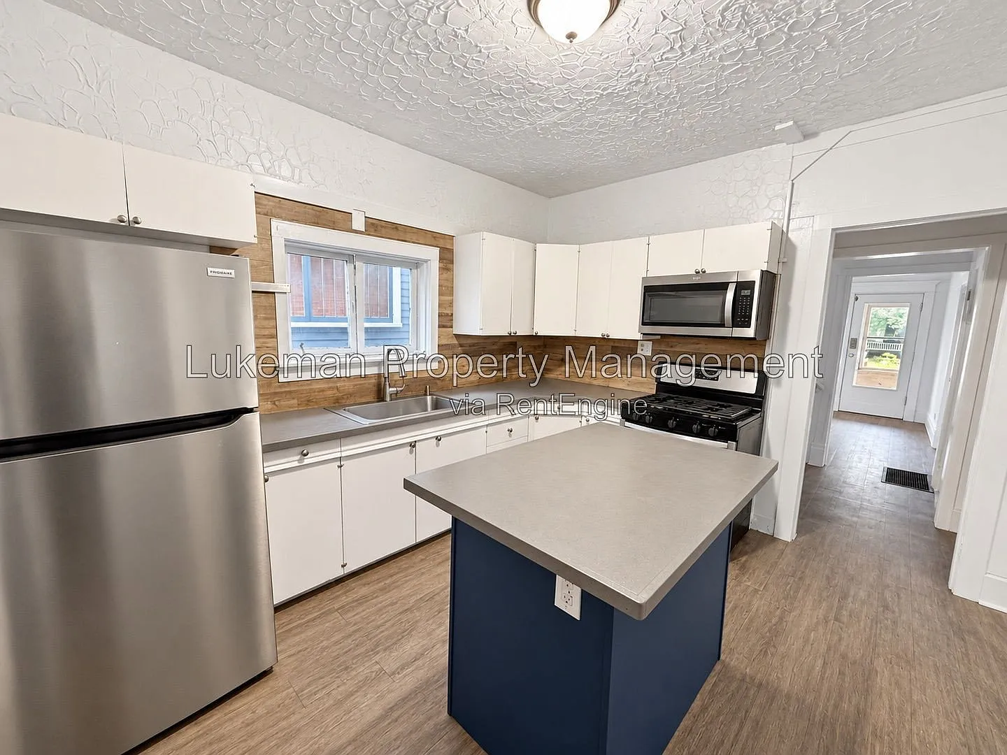 4 bed, 2.0 bath, 1540 sqft, $1,625 — Photo 1