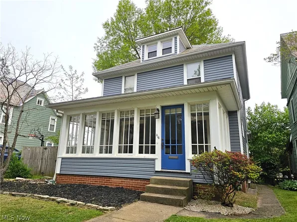 316 Oakwood Ave, Marietta, OH 45750