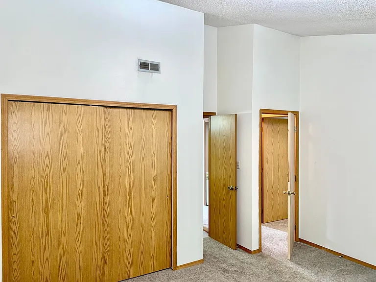 6807 Delmonico Dr #D — Photo 8