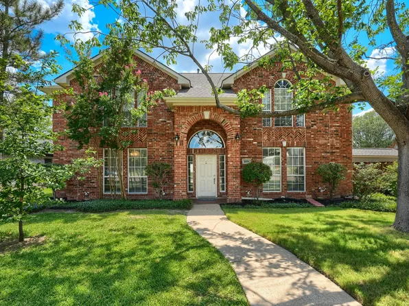 2201 Cross Timber Dr, Mesquite, TX 75181