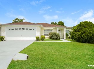 364 Lake Daisy Cir, Winter Haven, FL 33884