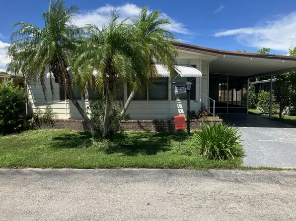 943 Bunker Hill Dr #10, Naples, FL 34110