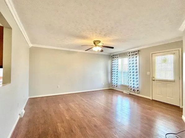 135 Cromer Dr, Somerset, KY 42503