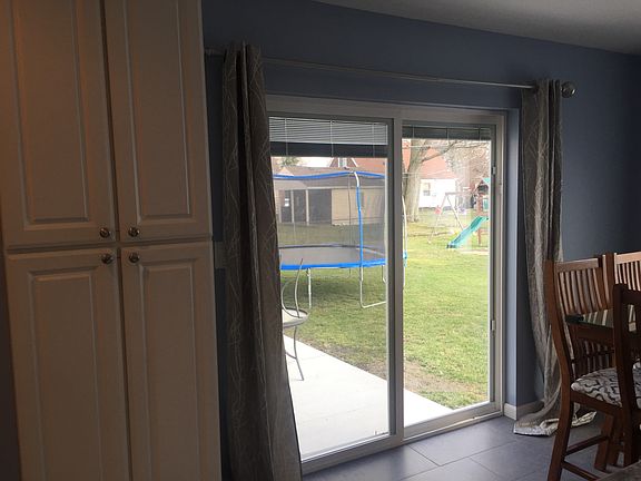 5th image of 15535 Belmont Ave