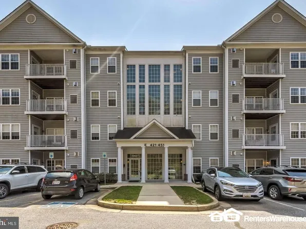 439 Hopkins Landing Dr, Essex, MD 21221