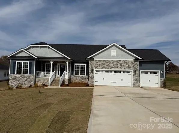 1150 Gardenia Dr #8, Mount Ulla, NC 28125
