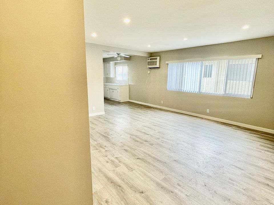 1st image of 2754 Hermosa Ave APT 4