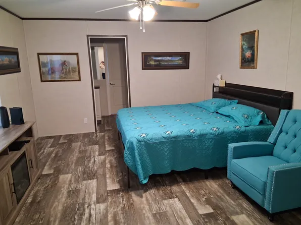 194 Holiday Park Blvd NE, Palm Bay, FL 32907