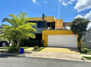 Mg 16 Plaza Mg #16-40, Catano, PR 00962