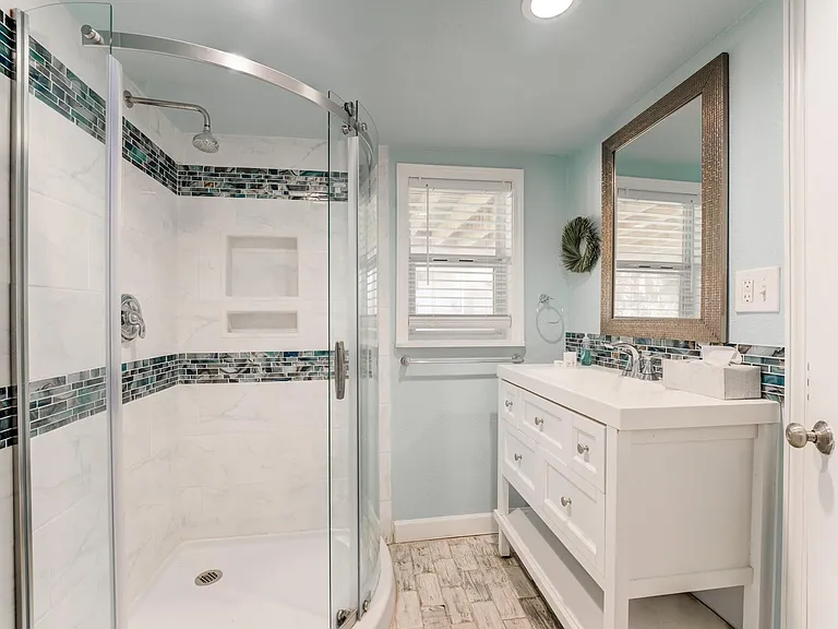 4211 Surf Dr — Photo 29
